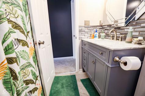 4002 Sunshine Avenue Indianapolis IN 46228
