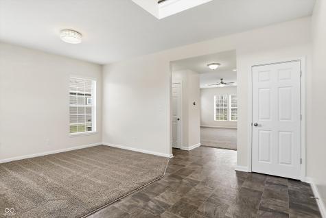 275 Entrance Hall View Greenwood IN 46142