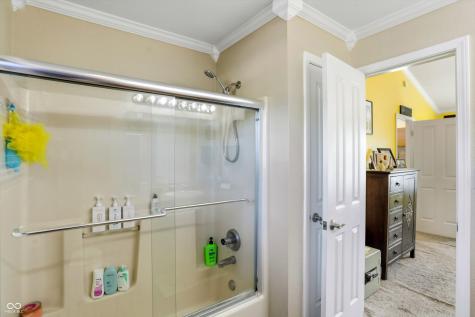 256 Brooks Bend Brownsburg IN 46112