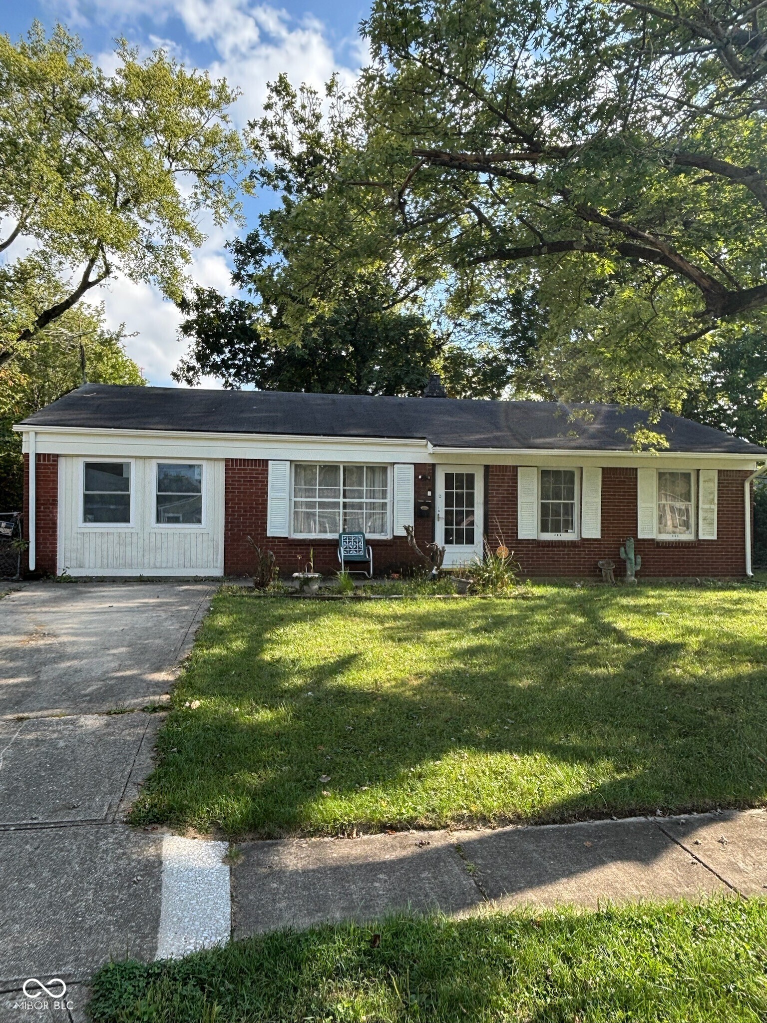 8235 Barry Road Indianapolis IN 46219