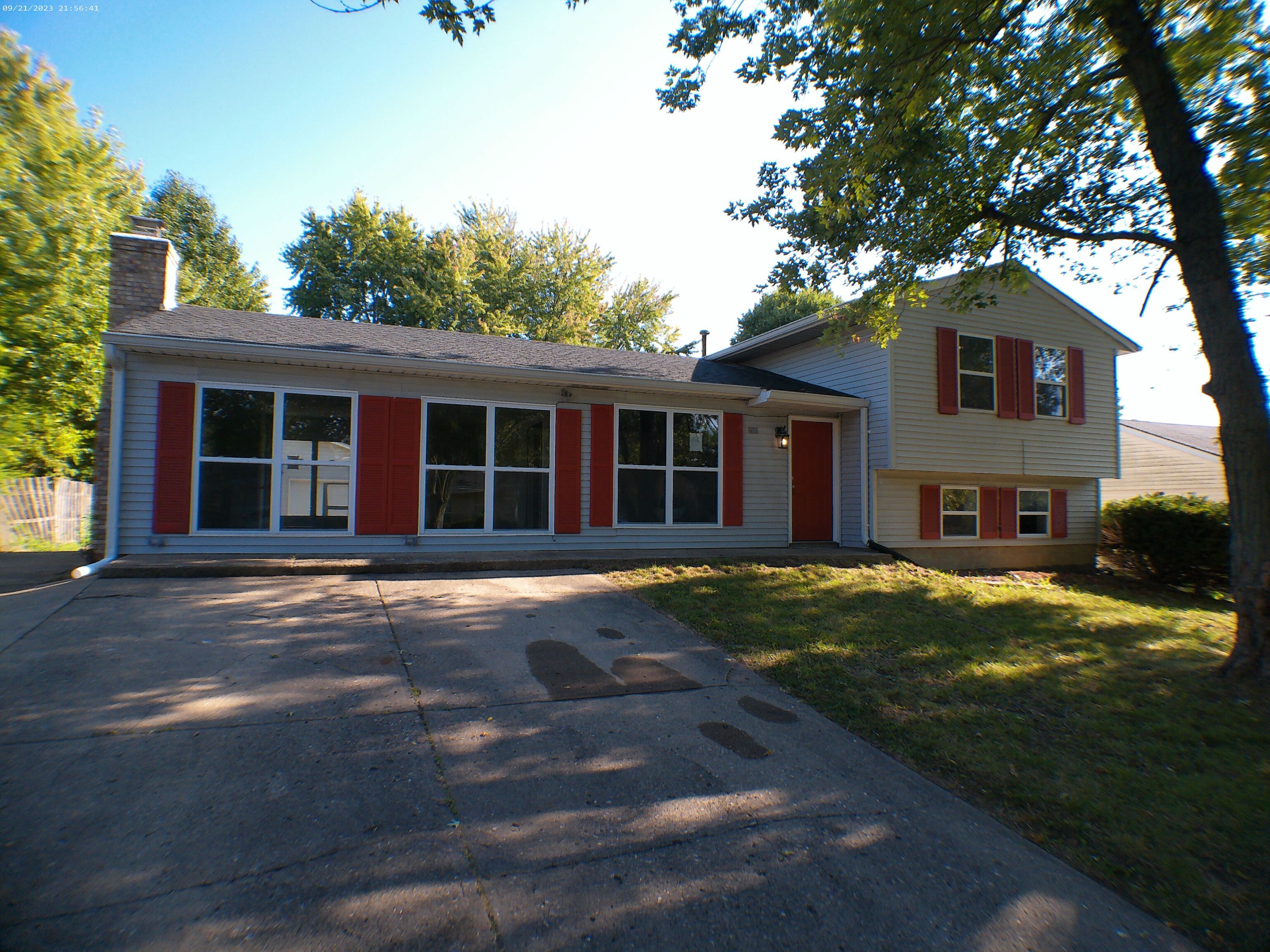6151 Old Mill Drive Indianapolis IN 46221