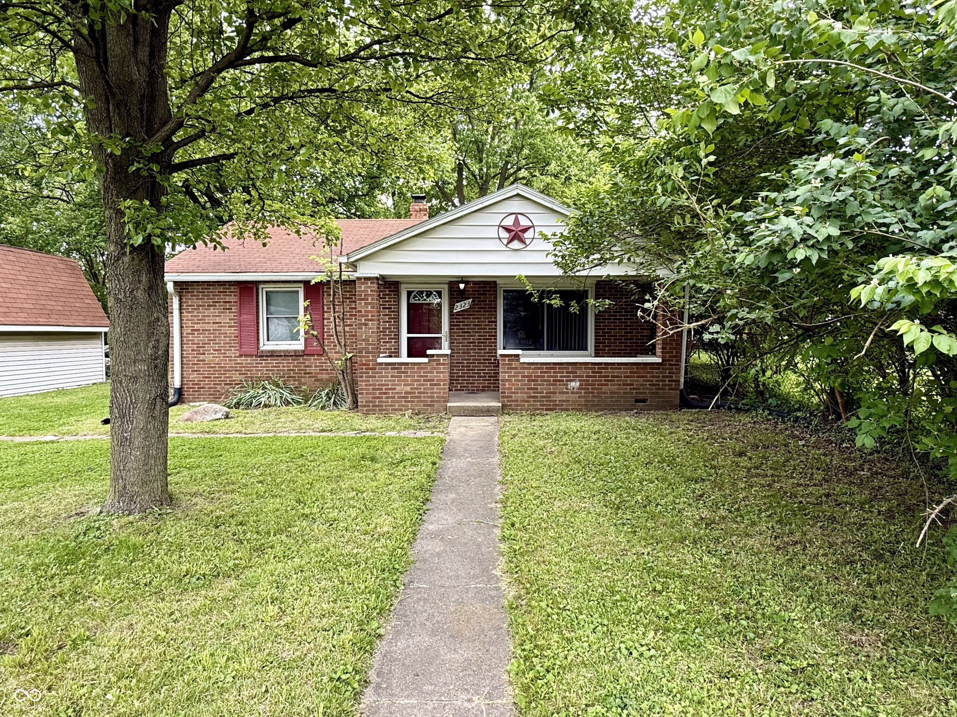 2323 N Leland Avenue Indianapolis IN 46218