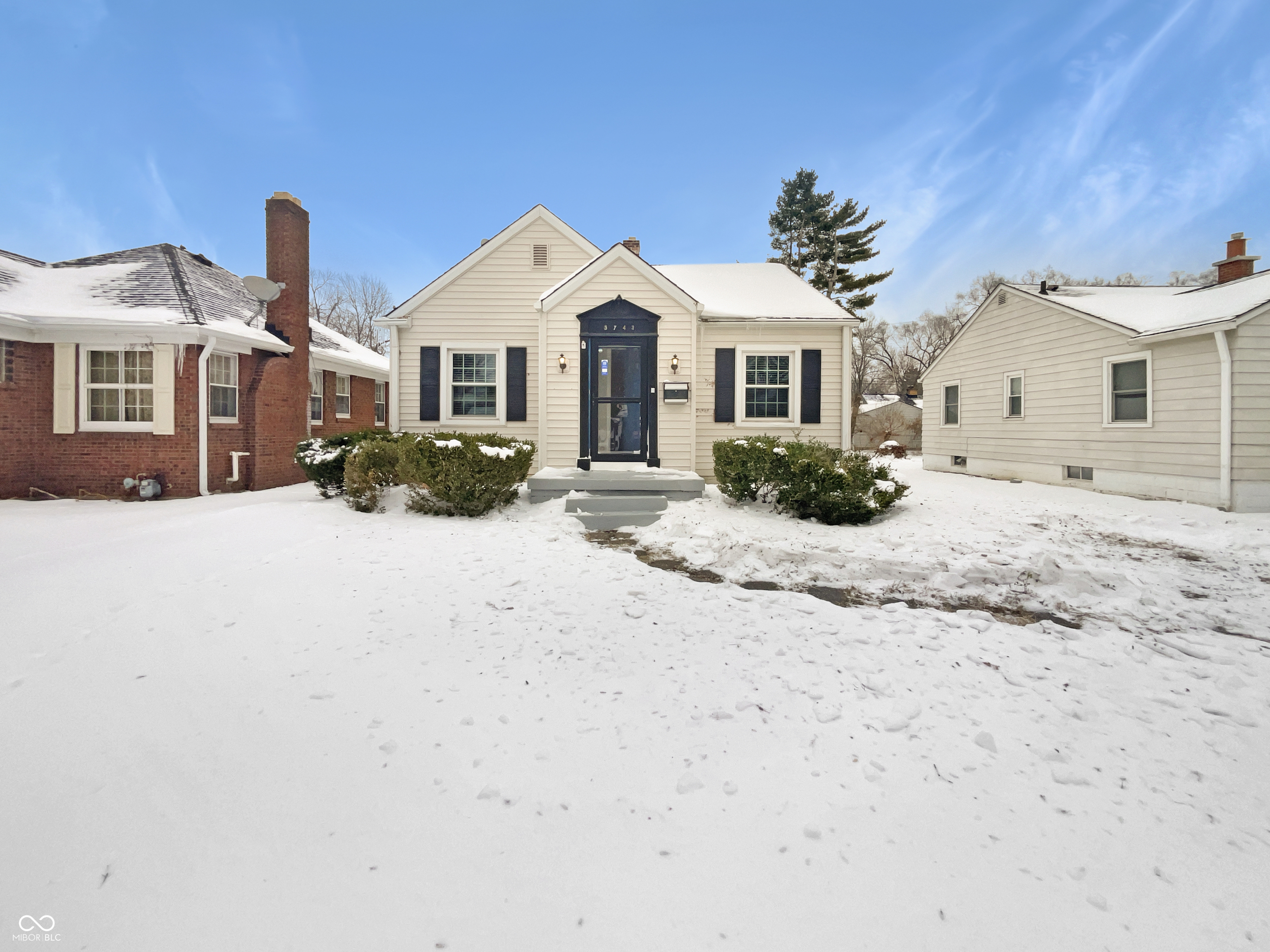 5743 Kingsley Drive Indianapolis IN 46220
