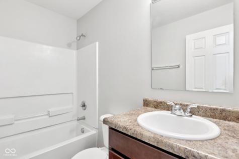 11844 Newcastle Drive Indianapolis IN 46235