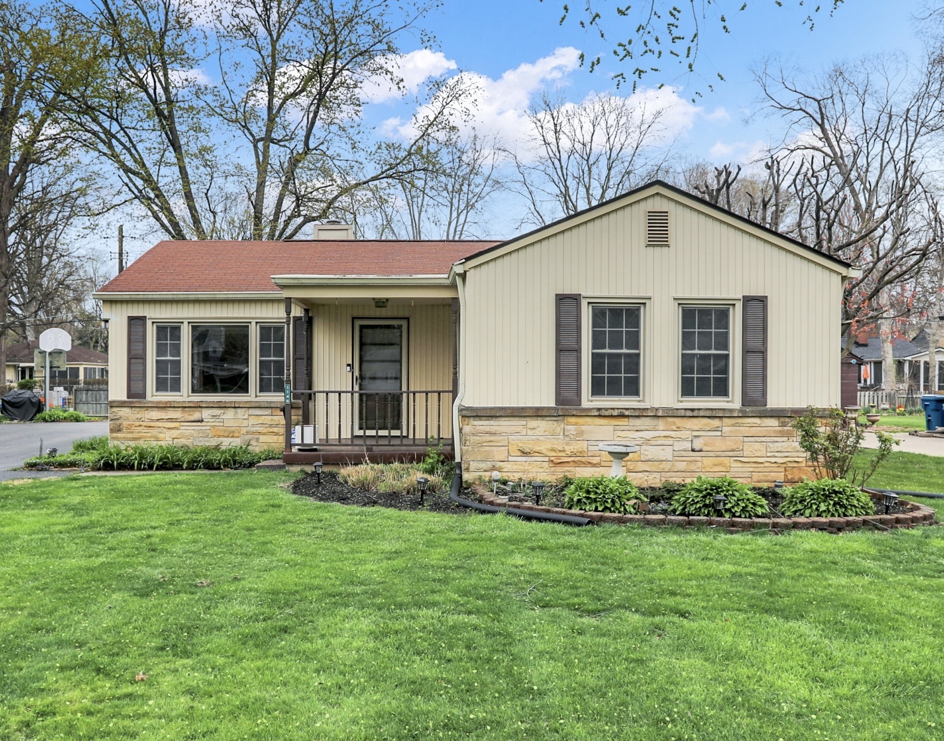 1146 E 56th Street Indianapolis IN 46220