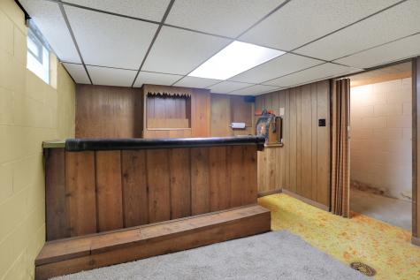 1146 E 56th Street Indianapolis IN 46220