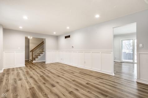 11127 Haverstick Road Carmel IN 46033