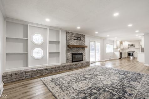 11127 Haverstick Road Carmel IN 46033