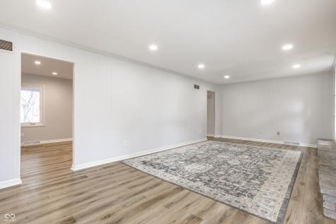 11127 Haverstick Road Carmel IN 46033