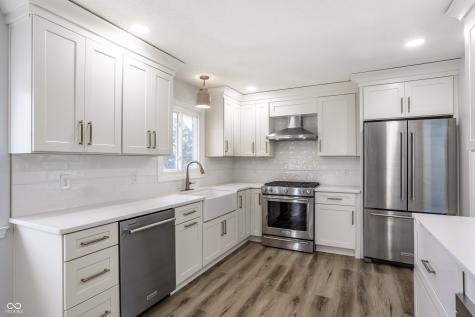 11127 Haverstick Road Carmel IN 46033