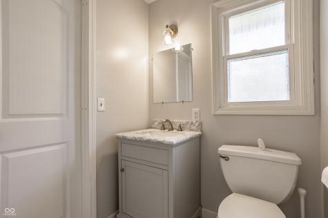 11127 Haverstick Road Carmel IN 46033