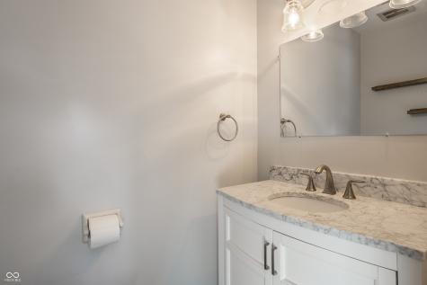 11127 Haverstick Road Carmel IN 46033