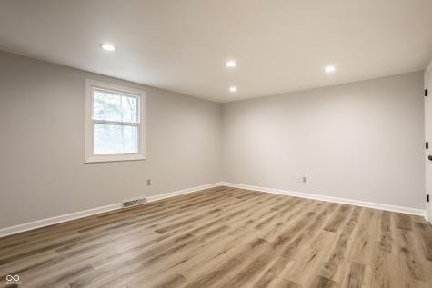 11127 Haverstick Road Carmel IN 46033