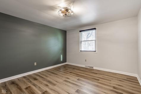 11127 Haverstick Road Carmel IN 46033