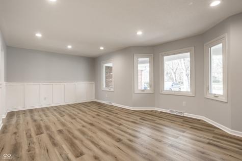 11127 Haverstick Road Carmel IN 46033