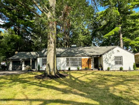 8647 N College Avenue Indianapolis IN 46240