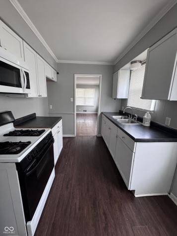 3757 Caroline Avenue Indianapolis IN 46218