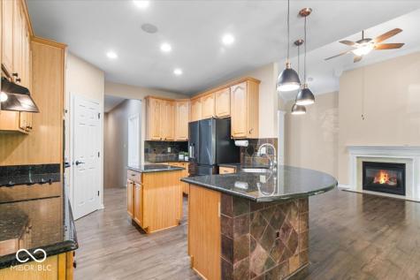 7304 Rooses Way Indianapolis IN 46217