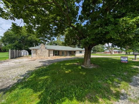 1406 W Us Highway 52 Rushville IN 46173