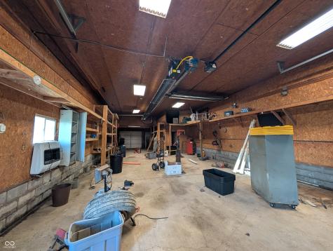1406 W Us Highway 52 Rushville IN 46173