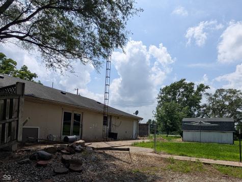 1406 W Us Highway 52 Rushville IN 46173