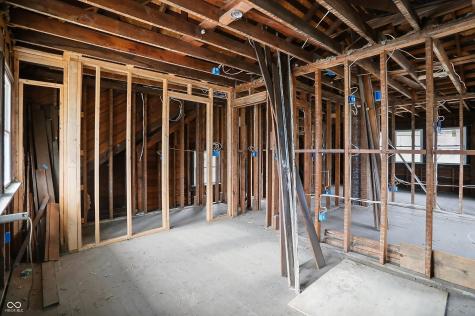 762 E 42nd Street Indianapolis IN 46205