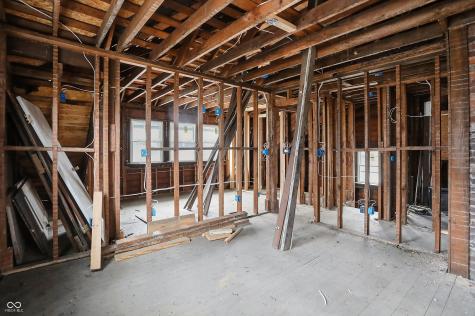 762 E 42nd Street Indianapolis IN 46205