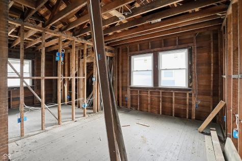 762 E 42nd Street Indianapolis IN 46205