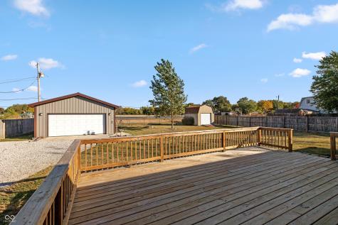 8802 E County Road 100 N Avon IN 46123