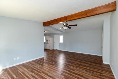 8802 E County Road 100 N Avon IN 46123