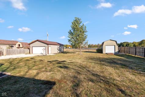 8802 E County Road 100 N Avon IN 46123