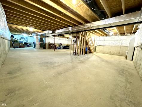 2234 Lingerman Court Avon IN 46123