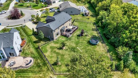 2234 Lingerman Court Avon IN 46123