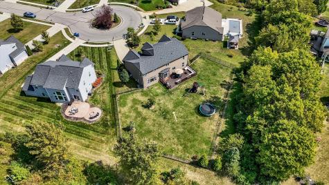 2234 Lingerman Court Avon IN 46123
