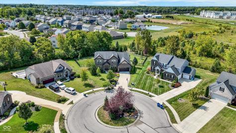 2234 Lingerman Court Avon IN 46123