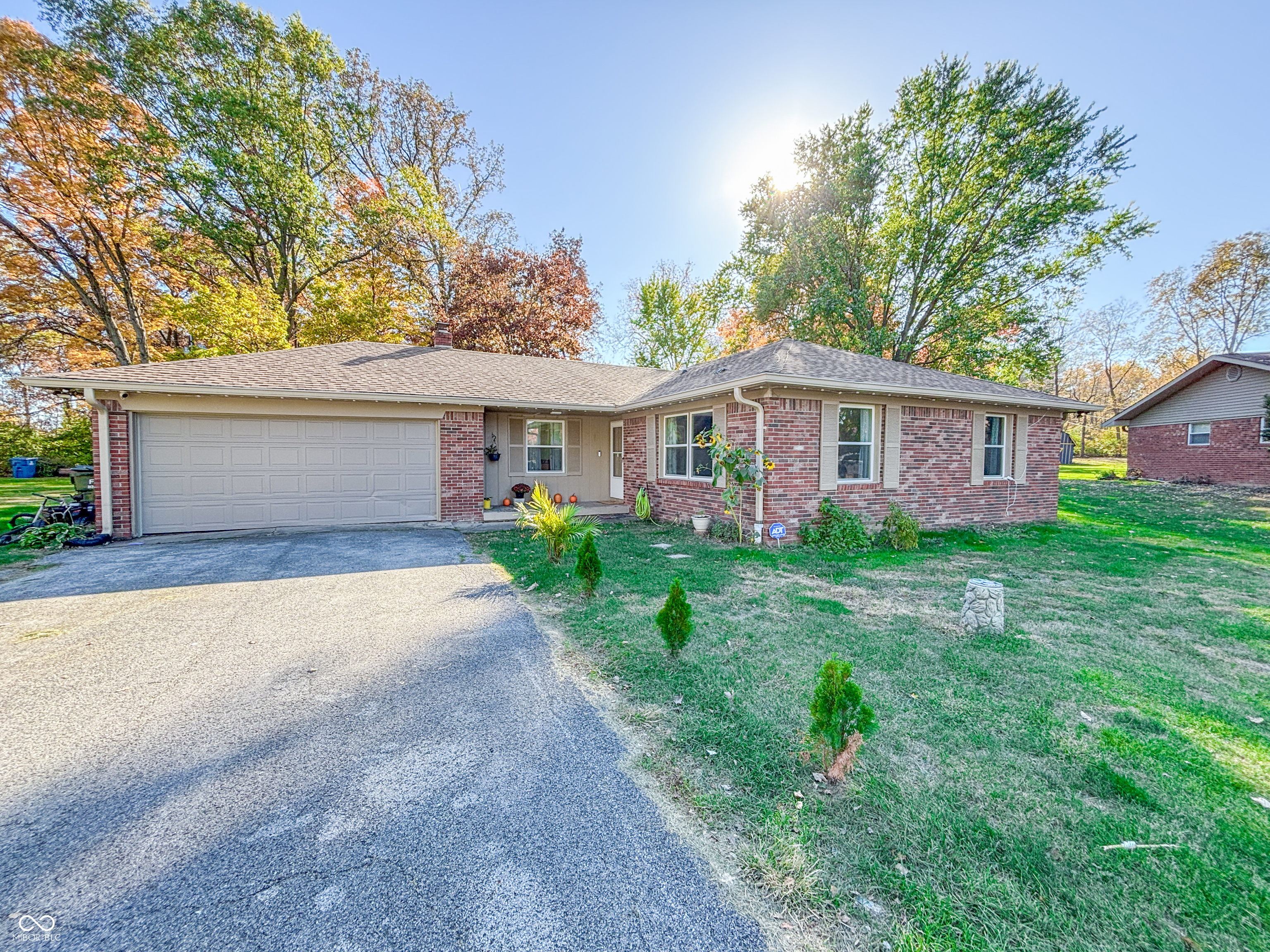 3211 W Sharon Drive Greenfield IN 46140