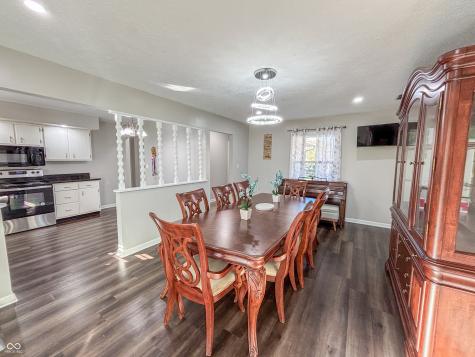 3211 W Sharon Drive Greenfield IN 46140
