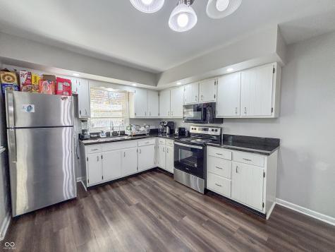 3211 W Sharon Drive Greenfield IN 46140