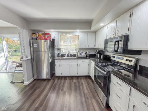 3211 W Sharon Drive Greenfield IN 46140