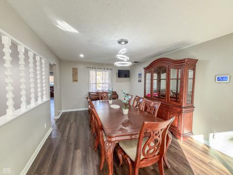 3211 W Sharon Drive Greenfield IN 46140