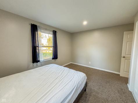 3211 W Sharon Drive Greenfield IN 46140