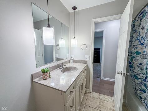 3211 W Sharon Drive Greenfield IN 46140