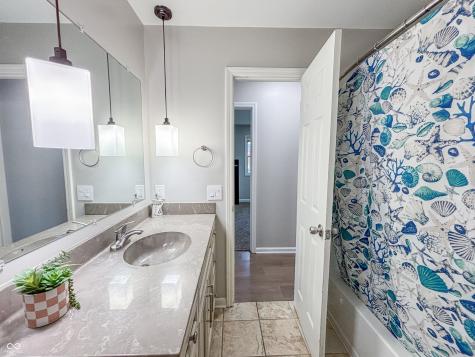 3211 W Sharon Drive Greenfield IN 46140