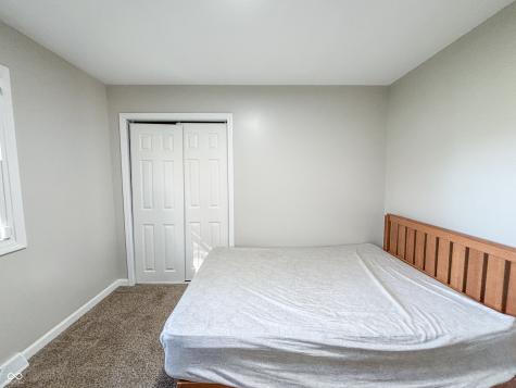 3211 W Sharon Drive Greenfield IN 46140