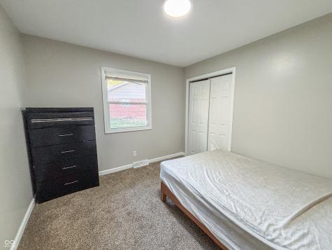 3211 W Sharon Drive Greenfield IN 46140