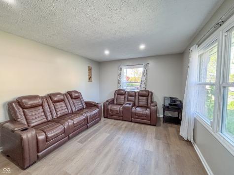 3211 W Sharon Drive Greenfield IN 46140