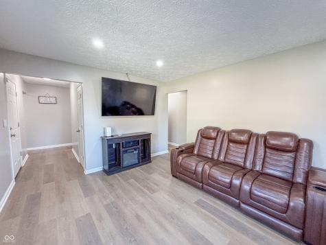 3211 W Sharon Drive Greenfield IN 46140