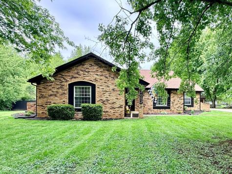 3052 W Burning Tree Road Crawfordsville IN 47933