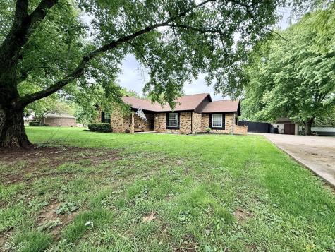 3052 W Burning Tree Road Crawfordsville IN 47933