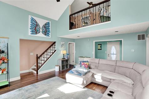 2025 Deer Lake Drive Martinsville IN 46151
